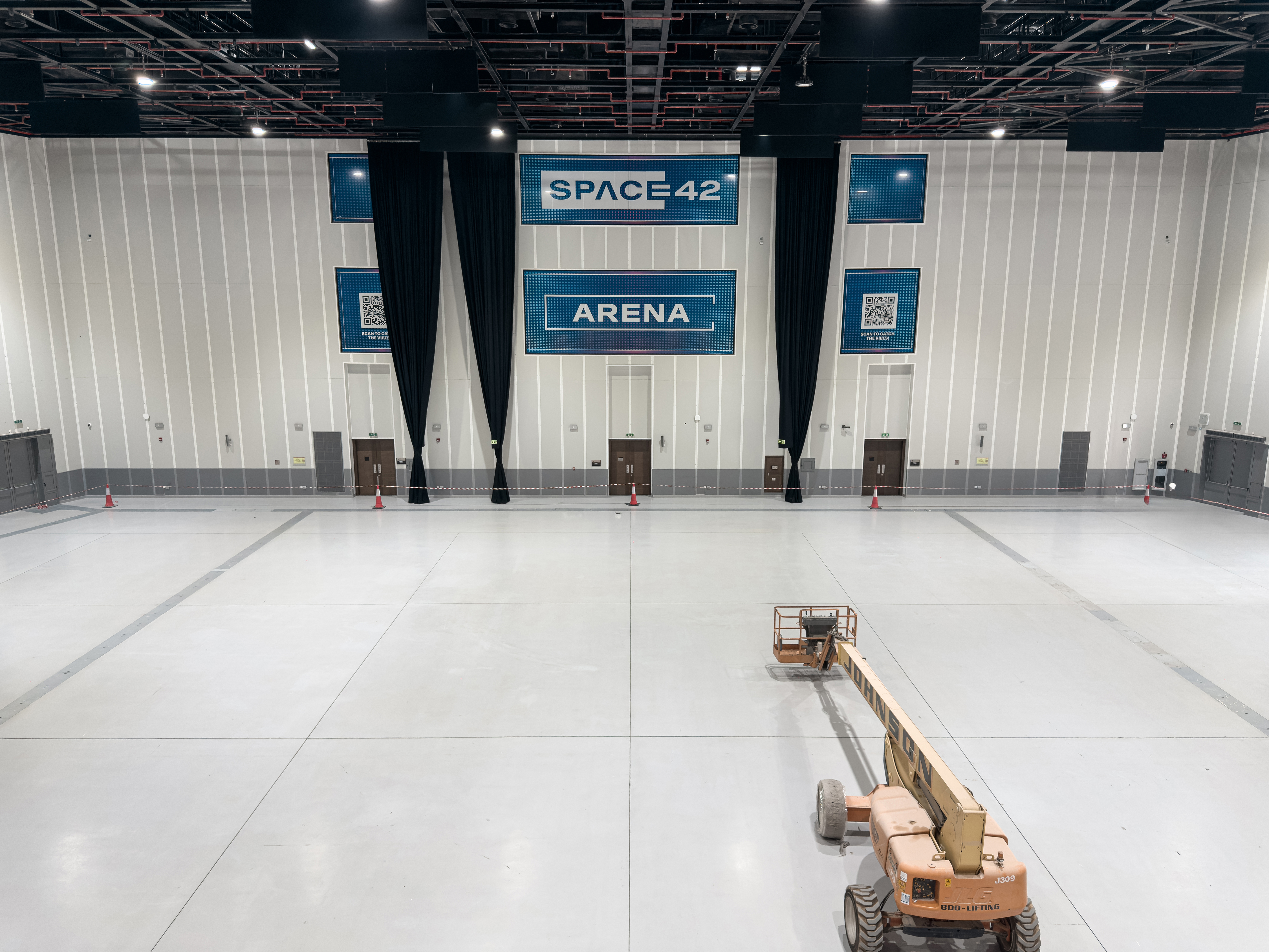 Space42 arena presentation hall