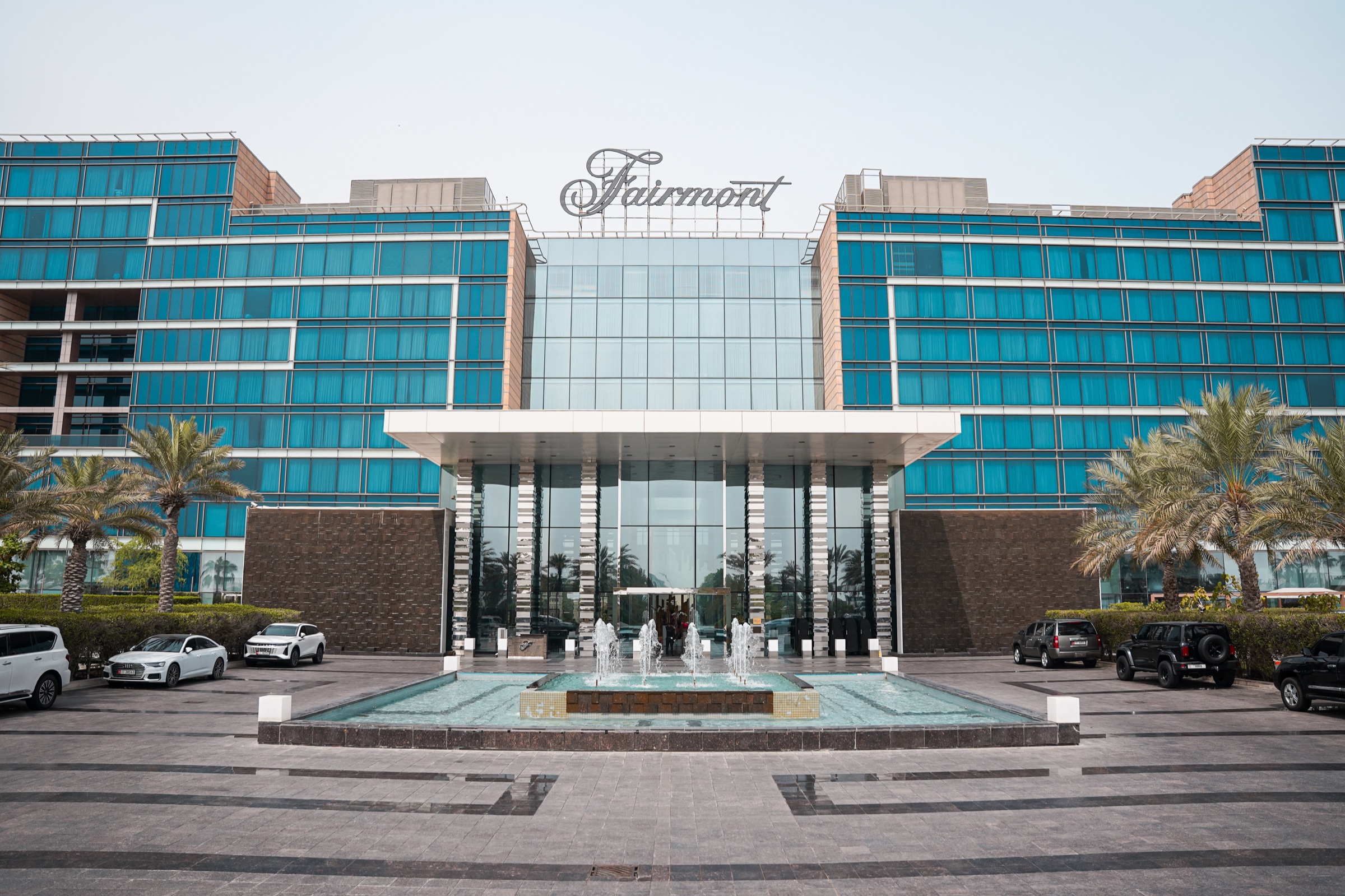 Fairmont Bab Al Bahr entrance